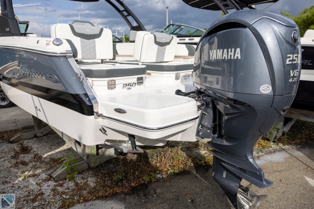 New 2023 Chaparral 250 OSX for sale